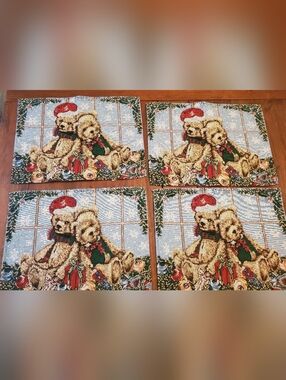 Holiday Teddy Bear Table Set - Red & Green